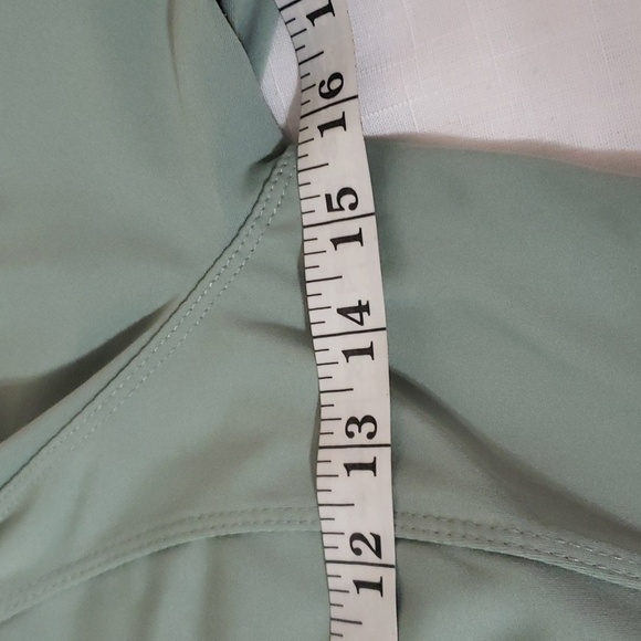 Yogalicious Lux. Pastel Sage Green Jacket; Butter Soft; Full Zip. EUC Size XS - Picture 12 of 14